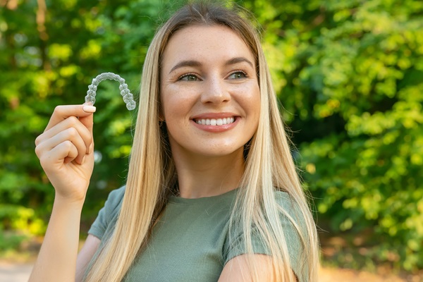 What Are Invisalign Clear Aligners?